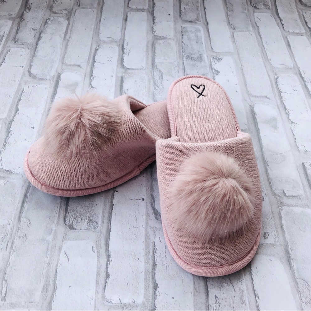 Victoria’s Secret PINK sleepers with pompom LARGE